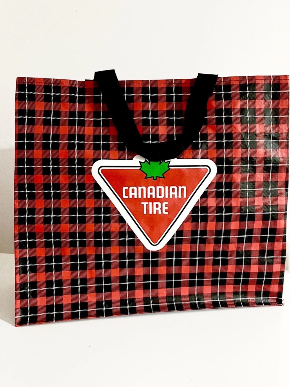 BRAND NEW Canadian Tire Buffalo Plaid Reusable Tote Bag seen on Heated Rivalry - Picture 2 of 4